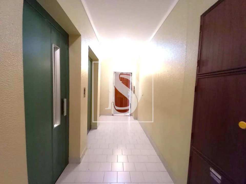 Apartamento T2 para Venda em Seixal Foto 21