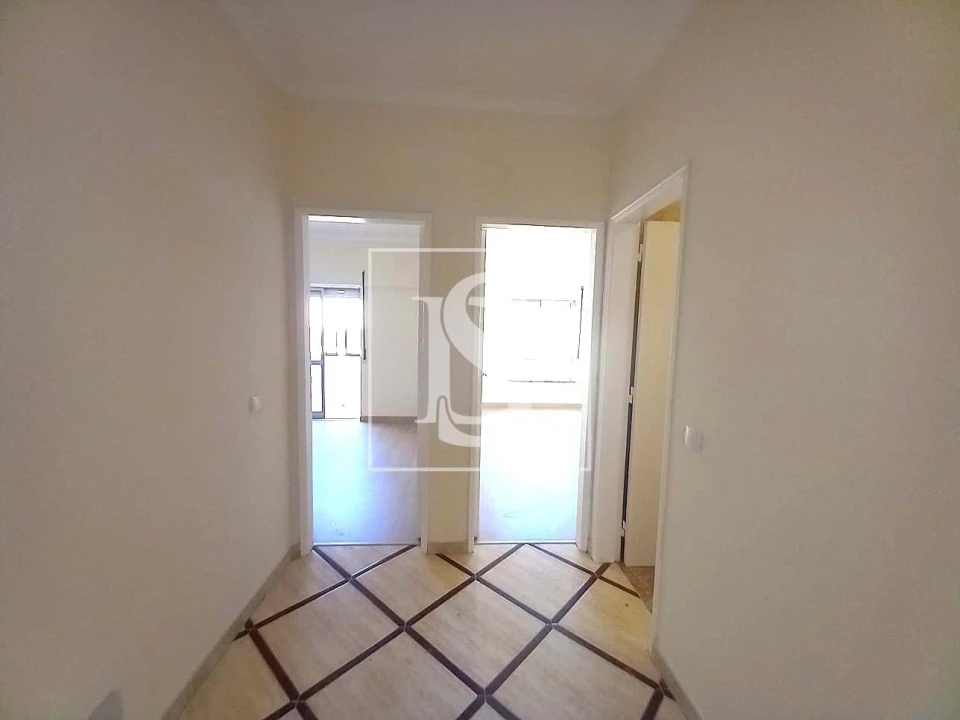 Apartamento T2 para Venda em Seixal Foto 17