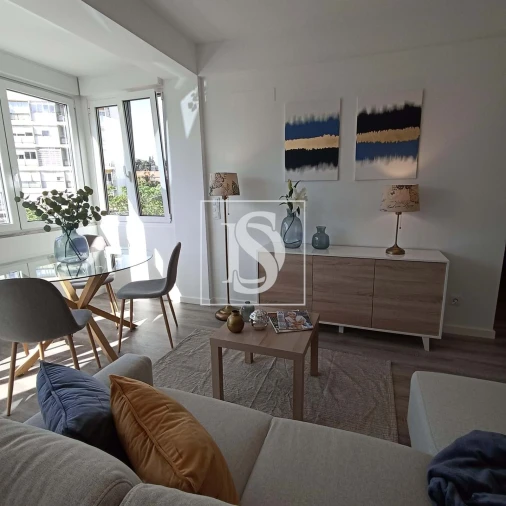 Apartamento T4 para Venda em Benfica Foto 8