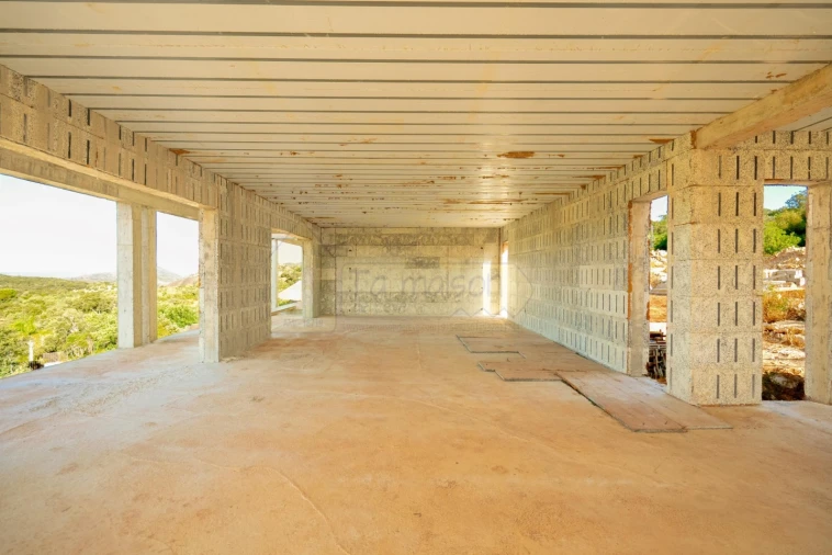 Moradia T3 para Venda em São Brás de Alportel Foto 6