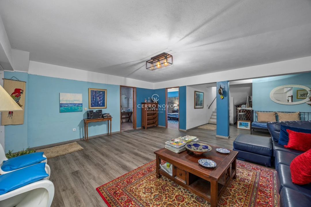 Moradia T5 para Venda em São Bartolomeu de Messines Foto 8