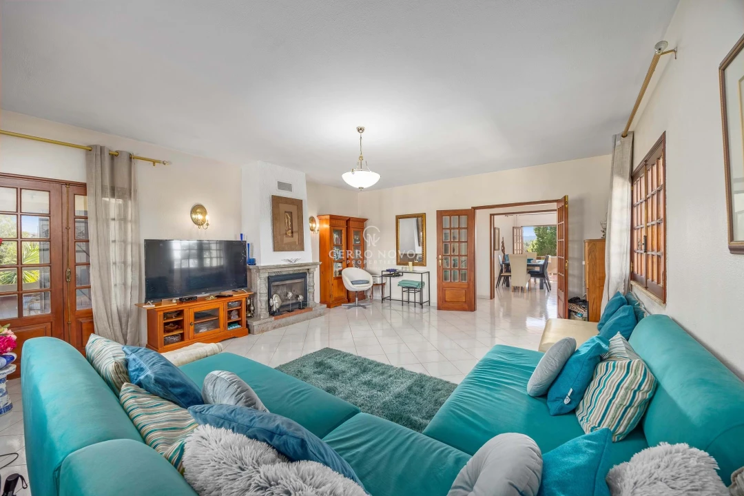 Moradia T5 para Venda em São Bartolomeu de Messines Foto 41