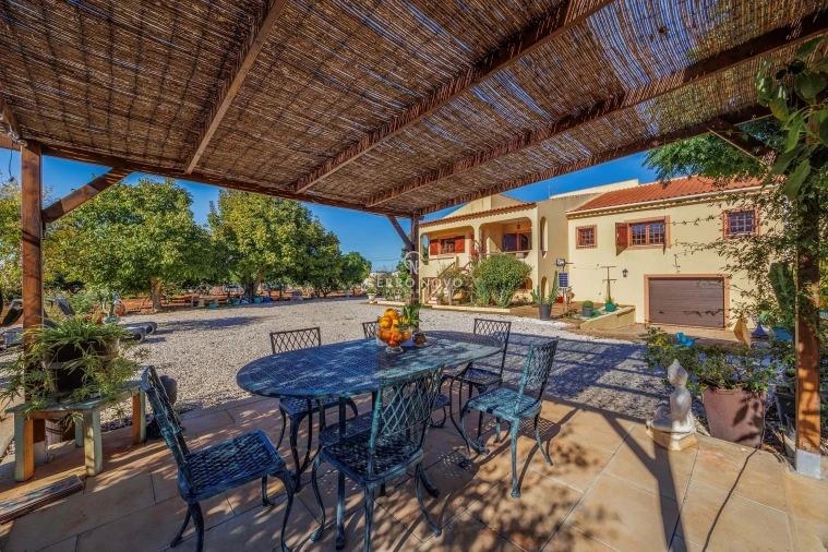 Moradia T5 para Venda em São Bartolomeu de Messines Foto 16