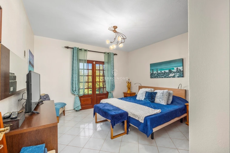 Moradia T5 para Venda em São Bartolomeu de Messines Foto 26