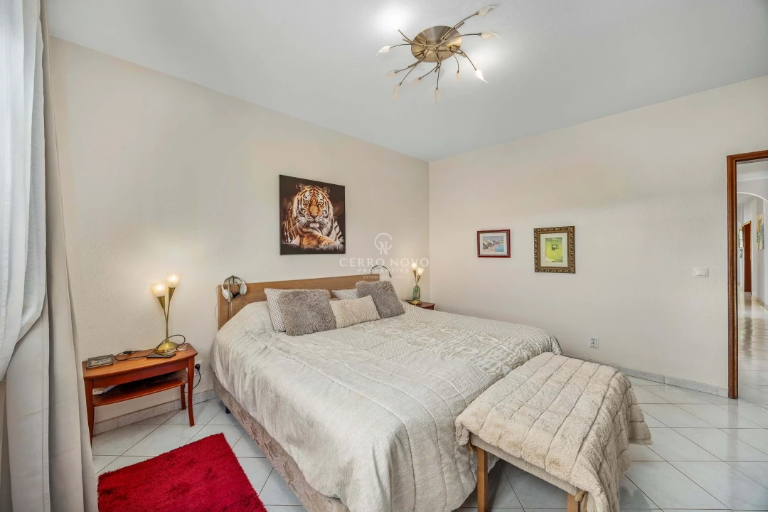 Moradia T5 para Venda em São Bartolomeu de Messines Foto 32