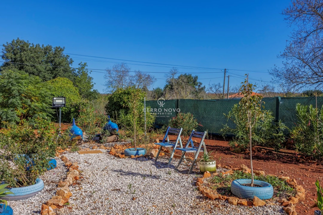 Moradia T5 para Venda em São Bartolomeu de Messines Foto 18