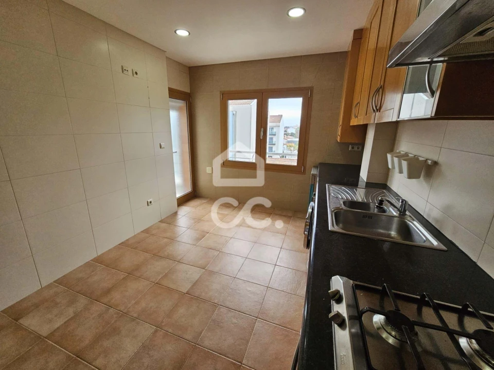 Apartamento T3 para Arrendamento em Nossa Sra de Fatima Foto 17