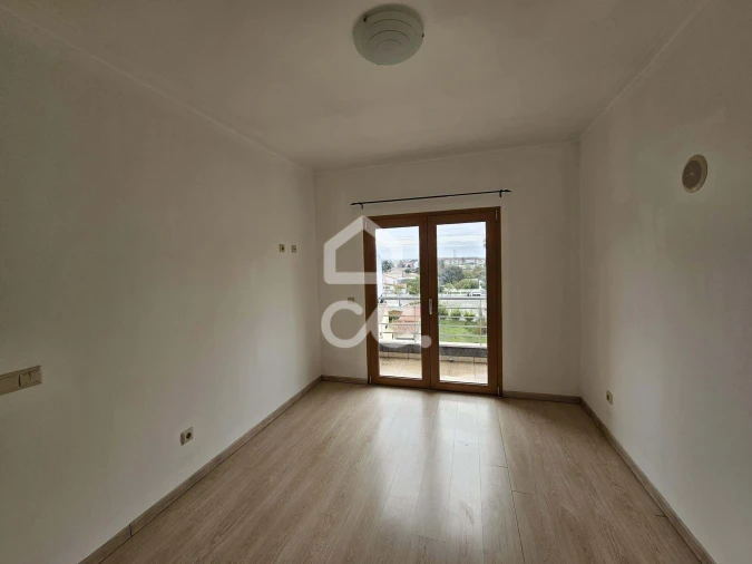 Apartamento T3 para Arrendamento em Nossa Sra de Fatima Foto 10