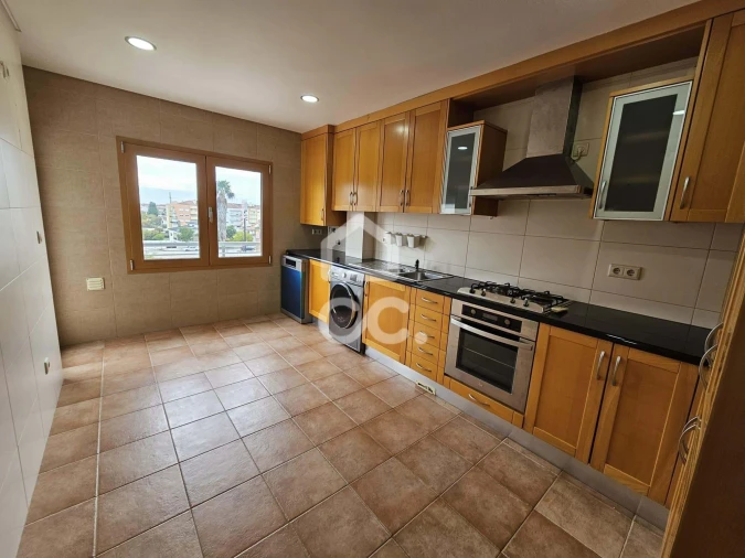 Apartamento T3 para Arrendamento em Nossa Sra de Fatima Foto 21