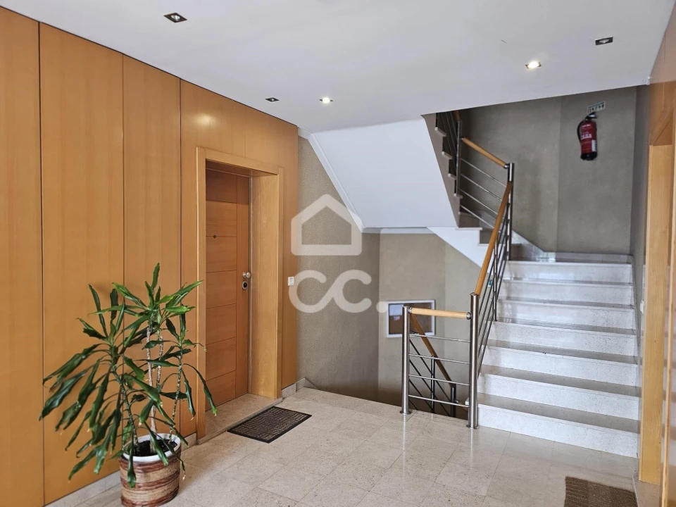 Apartamento T3 para Arrendamento em Nossa Sra de Fatima Foto 38