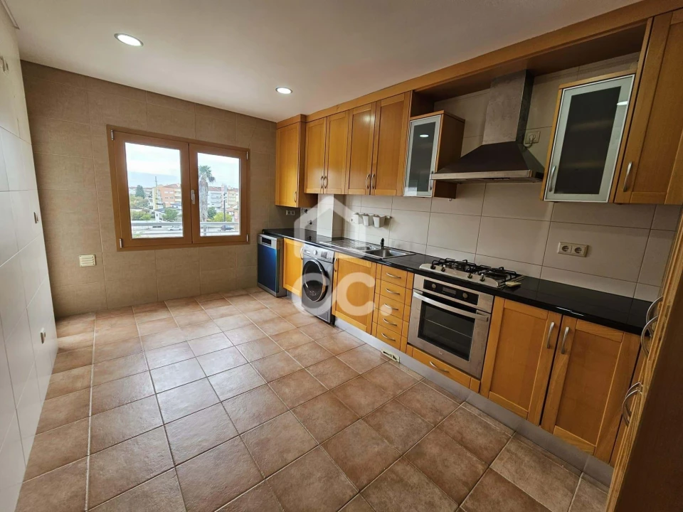 Apartamento T3 para Arrendamento em Nossa Sra de Fatima Foto 21