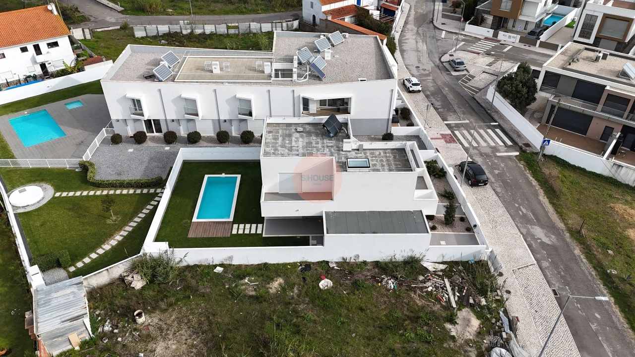 Moradia T3 para Venda em Tornada e Salir do Porto Foto 21