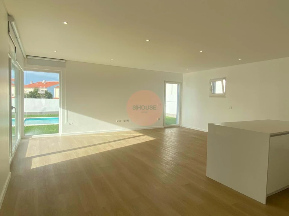 Moradia T3 para Venda em Tornada e Salir do Porto Foto 28