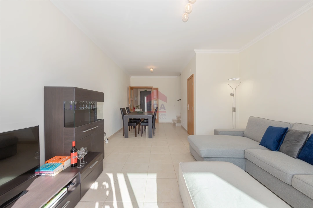 Apartamento T0 para Venda em Albufeira e Olhos de Água Foto 4