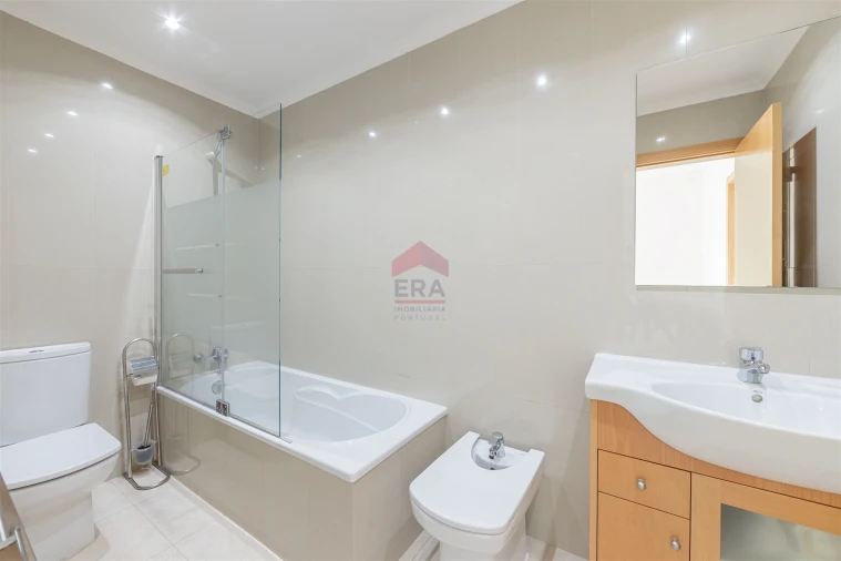 Apartamento T0 para Venda em Albufeira e Olhos de Água Foto 14