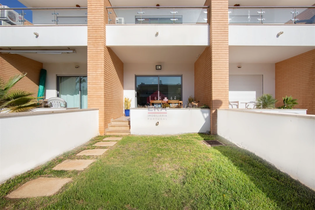 Apartamento T0 para Venda em Albufeira e Olhos de Água Foto 21