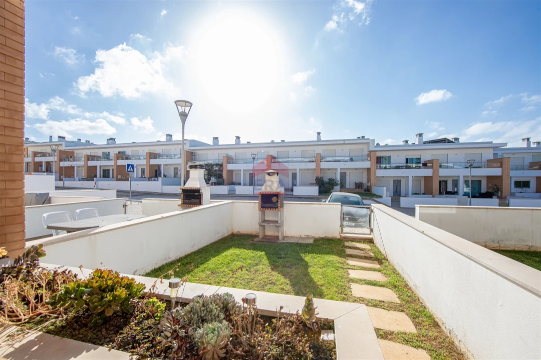 Apartamento T0 para Venda em Albufeira e Olhos de Água Foto 16