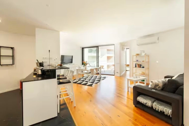 Apartamento T1 para Venda em Olhão Foto 16