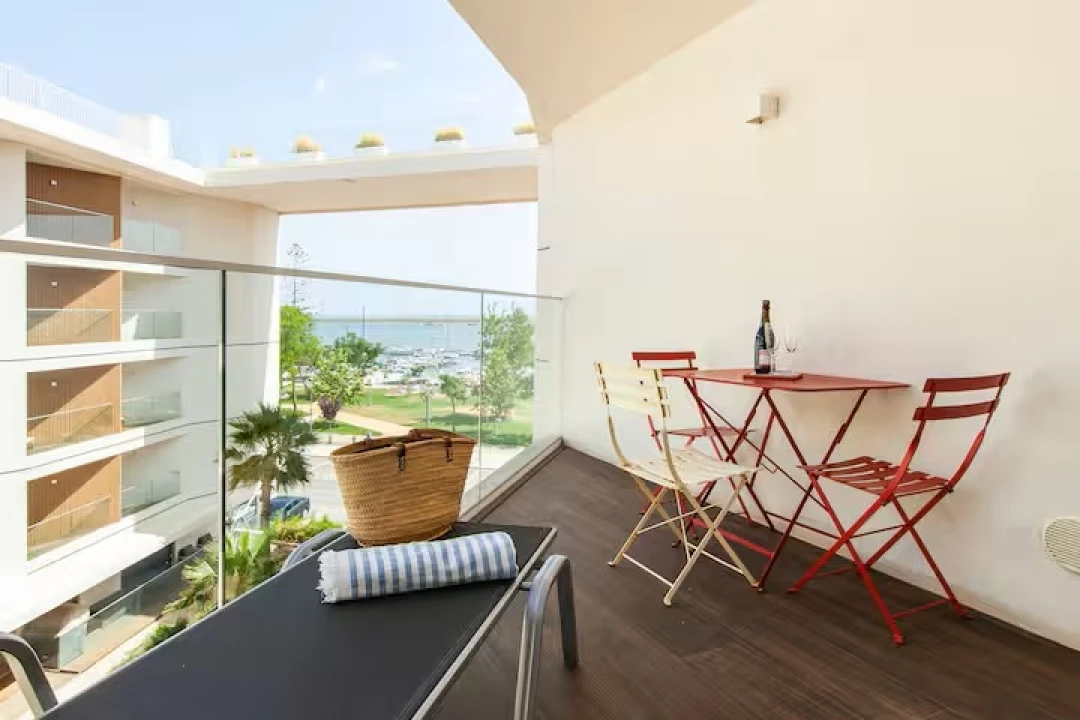 Apartamento T1 para Venda em Olhão Foto 7