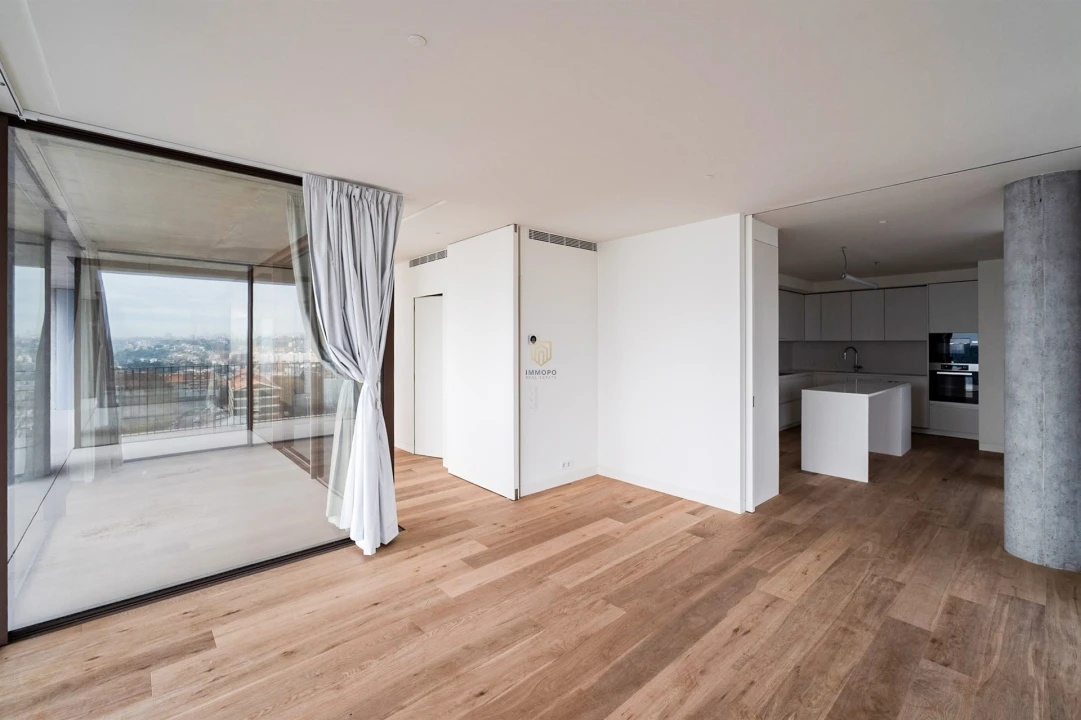 Apartamento T4 para Venda em Lordelo do Ouro e Massarelos Foto 38