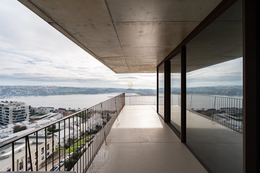 Apartamento T4 para Arrendamento em Lordelo do Ouro e Massarelos Foto 36