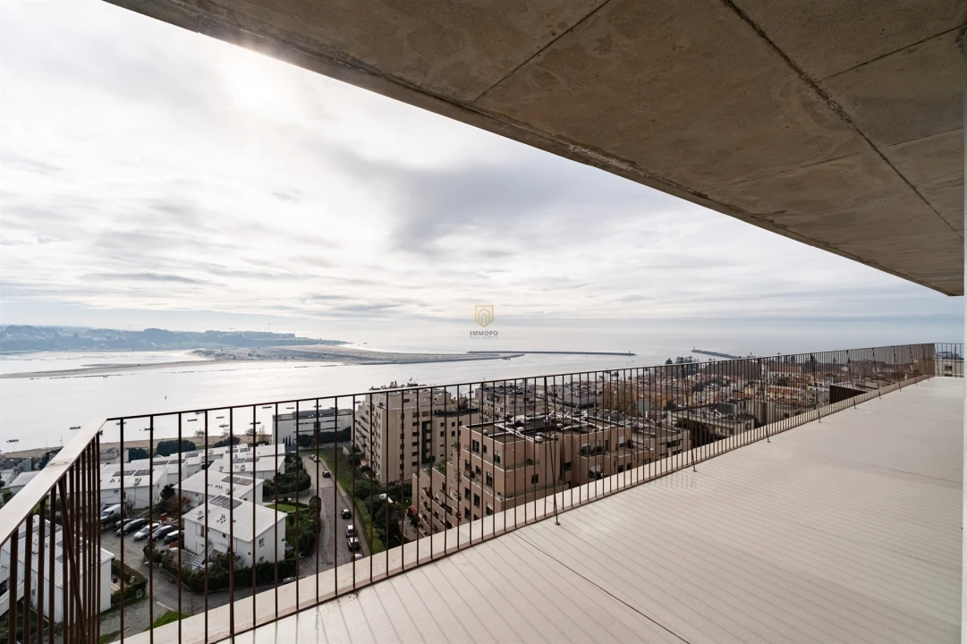 Apartamento T4 para Arrendamento em Lordelo do Ouro e Massarelos Foto 35