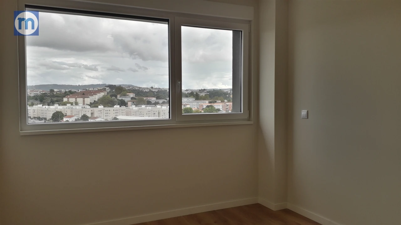 Apartamento T1 para Venda em Campanhã Foto 33