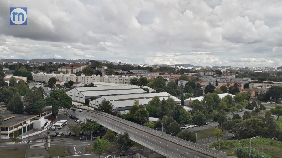 Apartamento T1 para Venda em Campanhã Foto 17