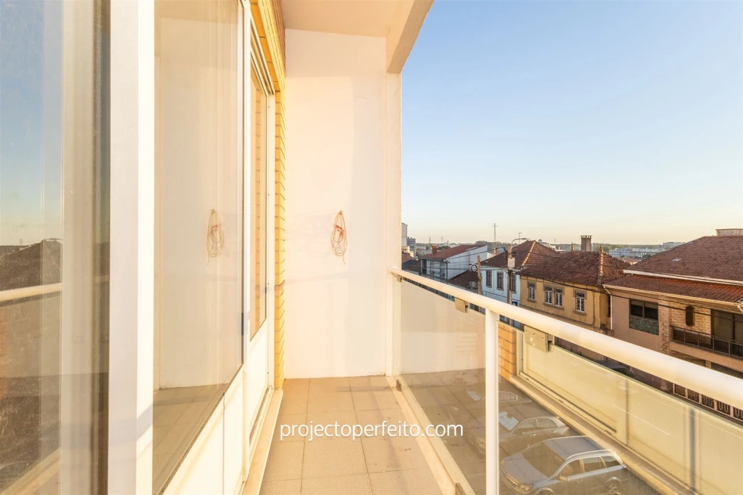 Apartamento T3 para Arrendamento em Esmoriz Foto 8