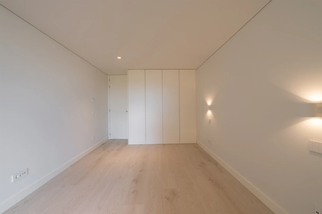Apartamento T4 para Venda em Santa Marinha e São Pedro da Afurada Foto 31