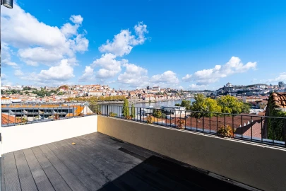 Apartamento T4 para Venda em Santa Marinha e São Pedro da Afurada
