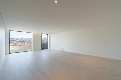 Apartamento T4 para Venda em Santa Marinha e São Pedro da Afurada