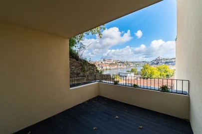 Apartamento T4 para Venda em Santa Marinha e São Pedro da Afurada