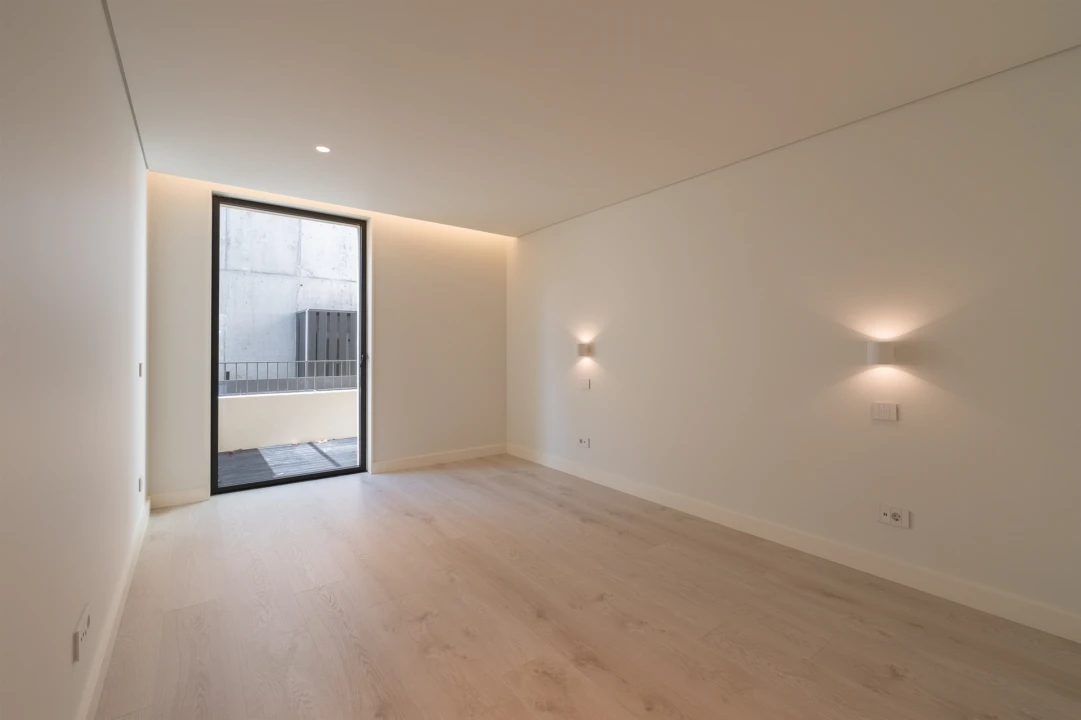 Apartamento T4 para Venda em Santa Marinha e São Pedro da Afurada Foto 26