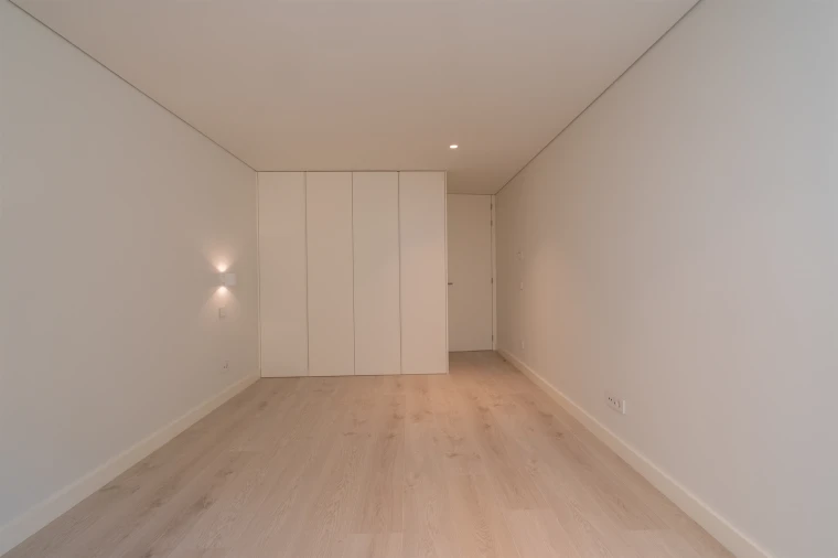 Apartamento T4 para Venda em Santa Marinha e São Pedro da Afurada Foto 27