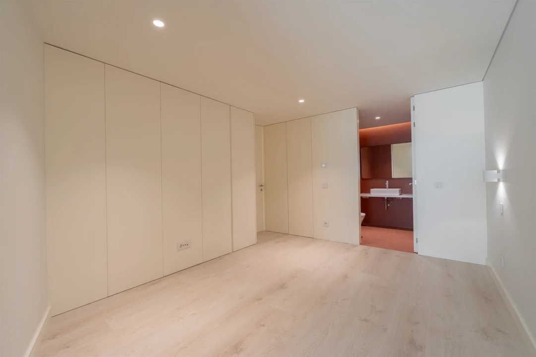 Apartamento T4 para Venda em Santa Marinha e São Pedro da Afurada Foto 20