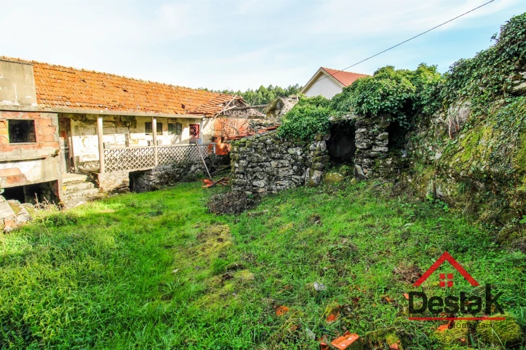 Quinta T3 para Venda em Arcozelo das Maias Foto 14