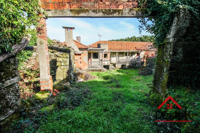 Quinta T3 para Venda em Arcozelo das Maias Foto 10