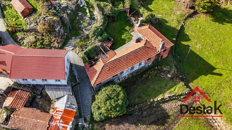 Quinta T3 para Venda em Arcozelo das Maias Foto 5