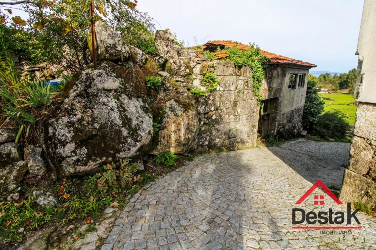 Quinta T3 para Venda em Arcozelo das Maias Foto 11