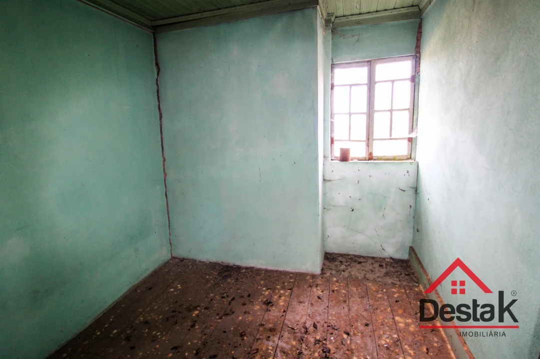 Quinta T3 para Venda em Arcozelo das Maias Foto 32