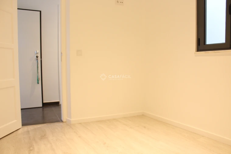 Apartamento T4 para Arrendamento em Alcochete Foto 4