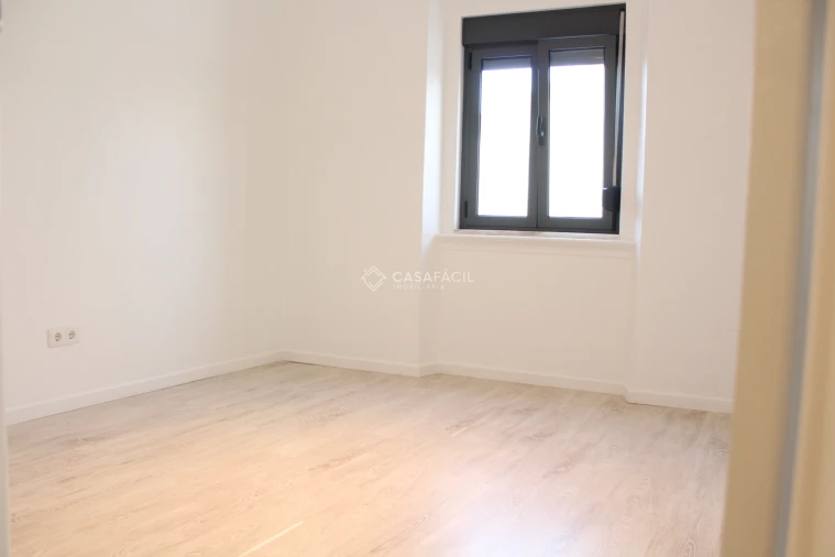 Apartamento T4 para Arrendamento em Alcochete Foto 12