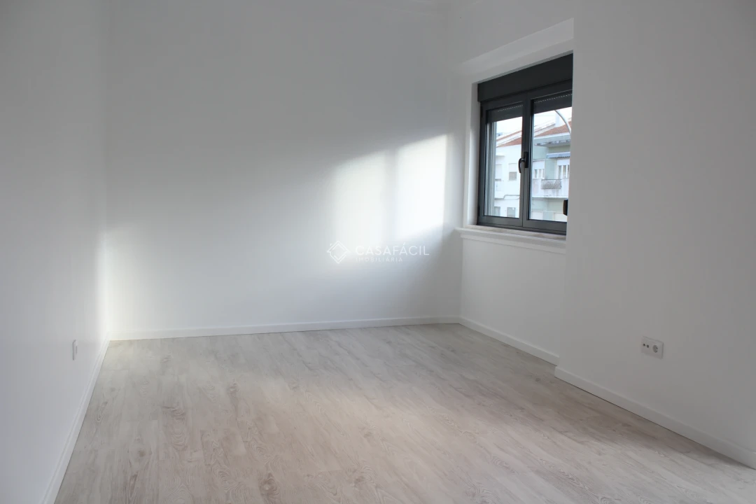 Apartamento T4 para Arrendamento em Alcochete Foto 13