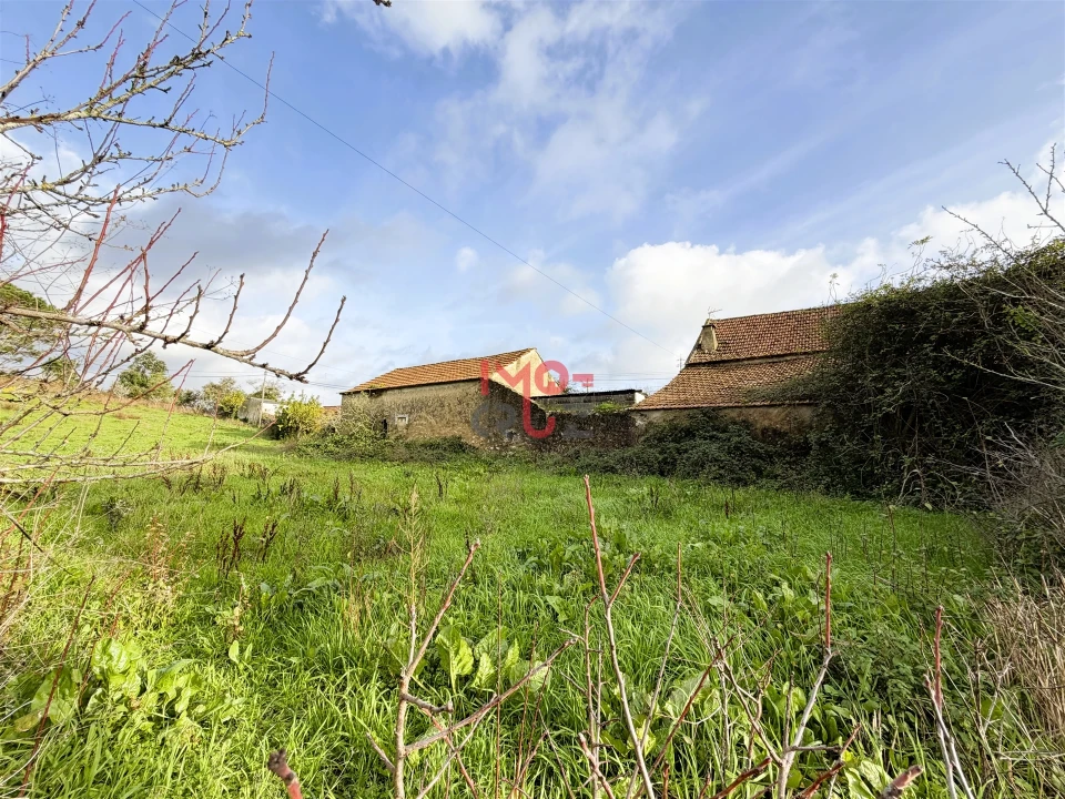 Moradia T3 para Venda em Alvorninha Foto 25