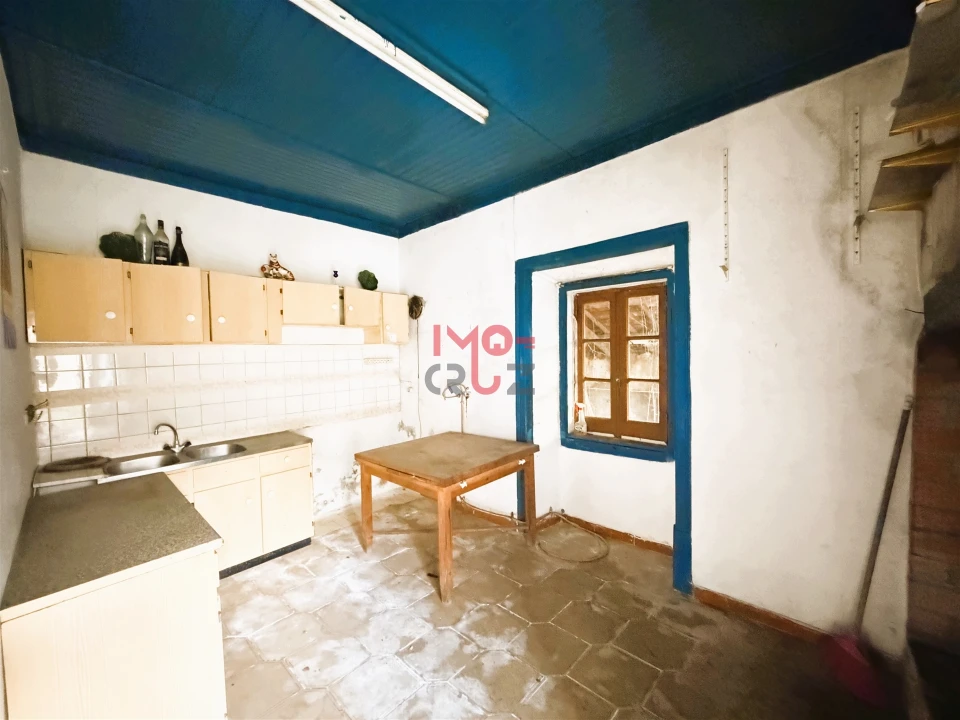 Moradia T3 para Venda em Alvorninha Foto 21