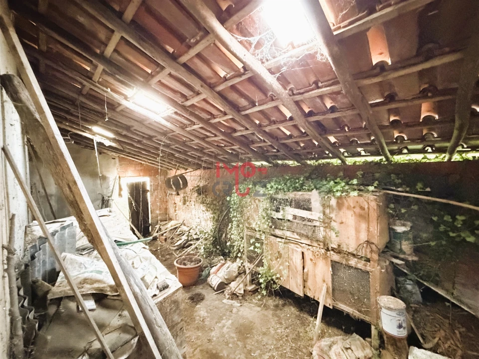 Moradia T3 para Venda em Alvorninha Foto 16