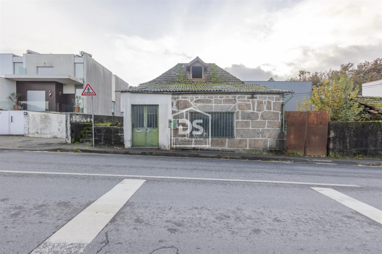 Moradia T3 para Venda em Paço de Sousa