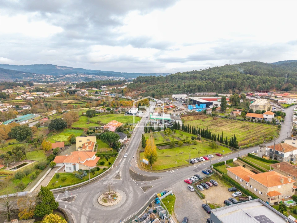 Moradia T3 para Venda em Paço de Sousa Foto 6