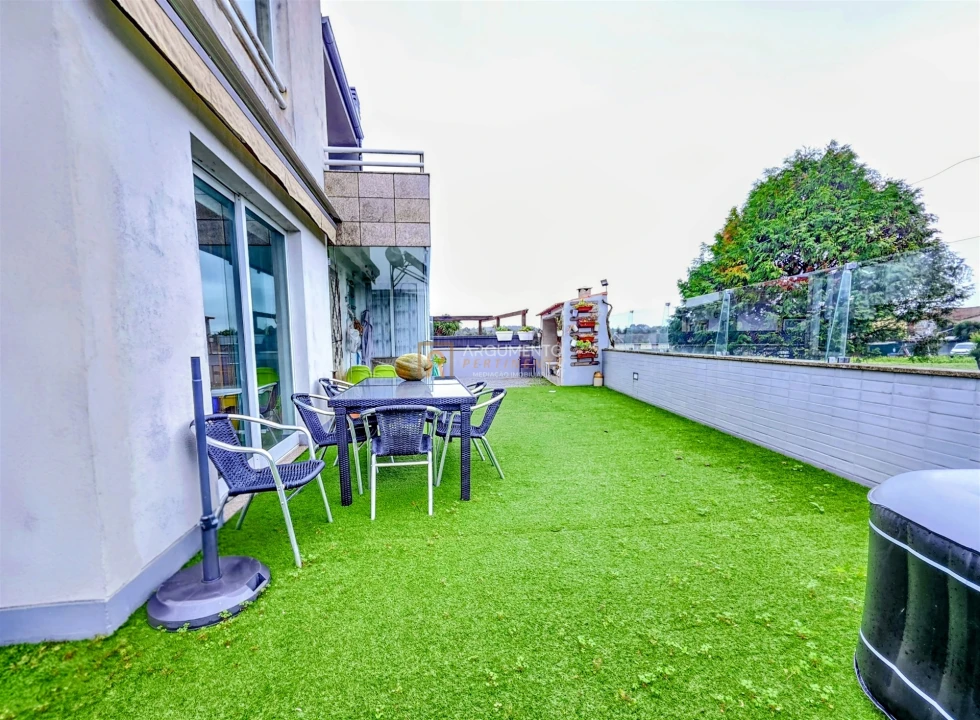 Moradia T4 para Venda em Cidade da Maia Foto 26